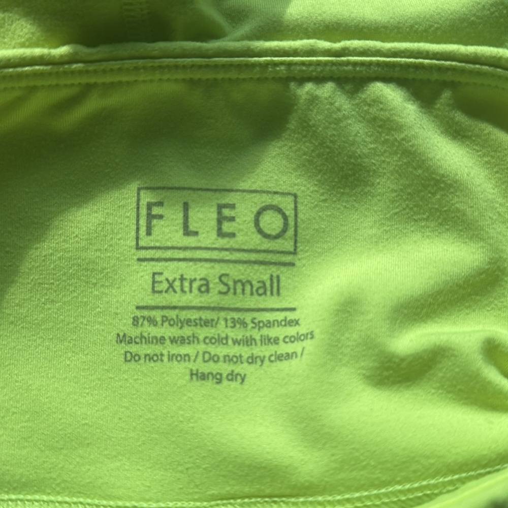 Fleo High Rise Shorts - Picture 3 of 4
